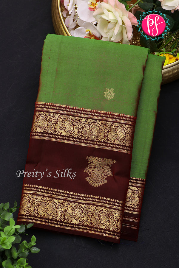 Pure Kanchipuram Silk Saree-Olivegreen And Chcolategreen-PA23514