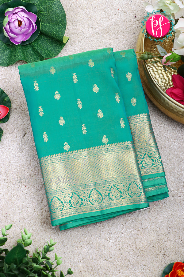 Pure Kanchipuram Silk Saree-Distempergreen-PA27611