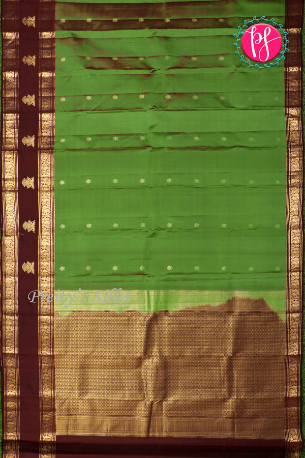 Pure Kanchipuram Silk Saree-Olivegreen And Chcolategreen-PA23514