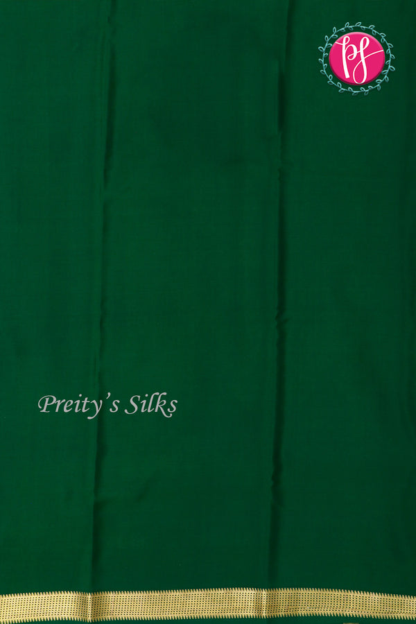 Pure Mysore Crepe Silk Saree -Red And Bottle green-PA09448