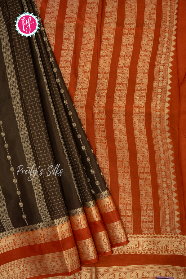 Munga Crepe Silk Saree with checks pattern- PA53740