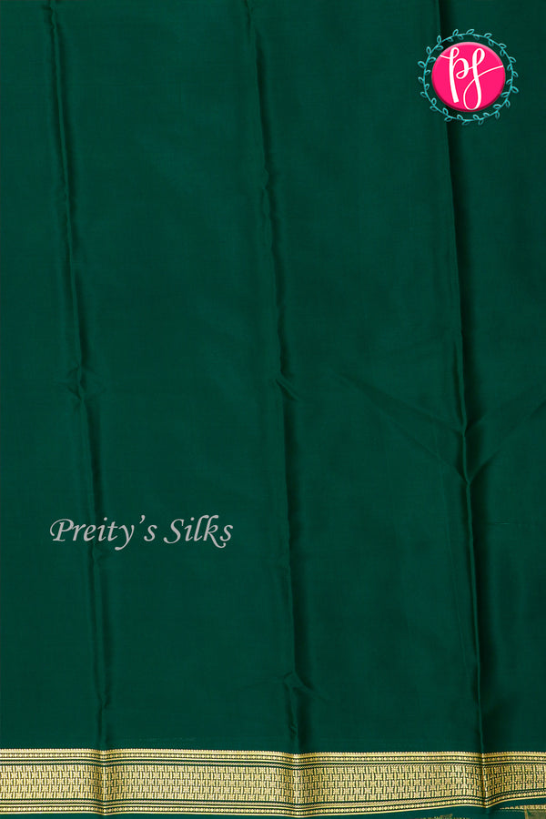 Pure Mysore Crepe Silk Saree-Red And Bottlegreen- PA34000