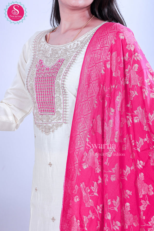 Swarna Soft Tissue Banarasi Dupatta Suit Set -SWRM00371