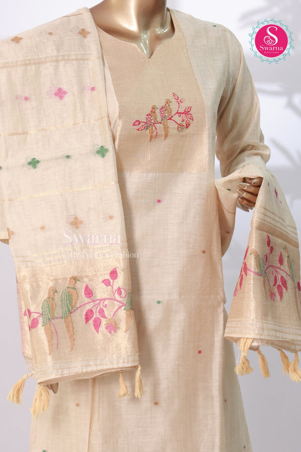 Elegant cream kurta set with floral embroidery -SWRM232
